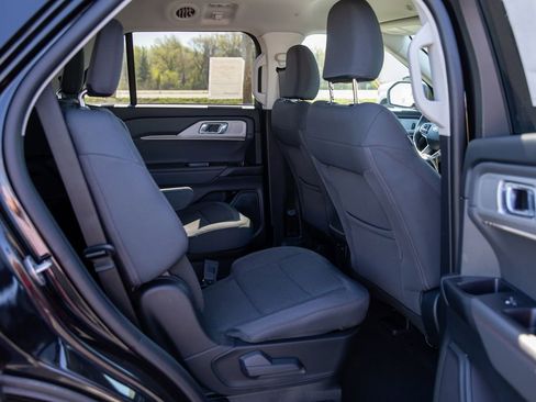 New 2026 Ford Explorer Active AWD/4WD image 15