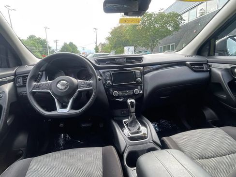 Used 2019 Nissan Rogue Sport SV AWD/4WD image 11