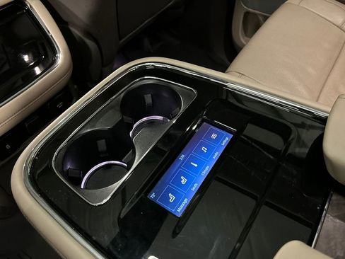 Used 2023 Lincoln Navigator Reserve image 26