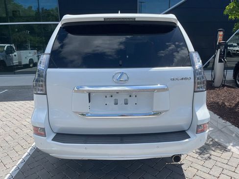 Used 2018 Lexus GX 460 Premium w/ Premium Package AWD/4WD image 7