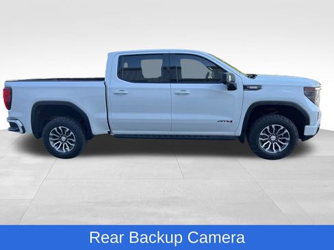 Used 2022 GMC Sierra 1500 AT4 w/ Sierra Safety Plus Package AWD/4WD image 7