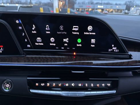 Used 2024 Cadillac Escalade Sport Platinum w/ Heavy-Duty Trailer Package image 50