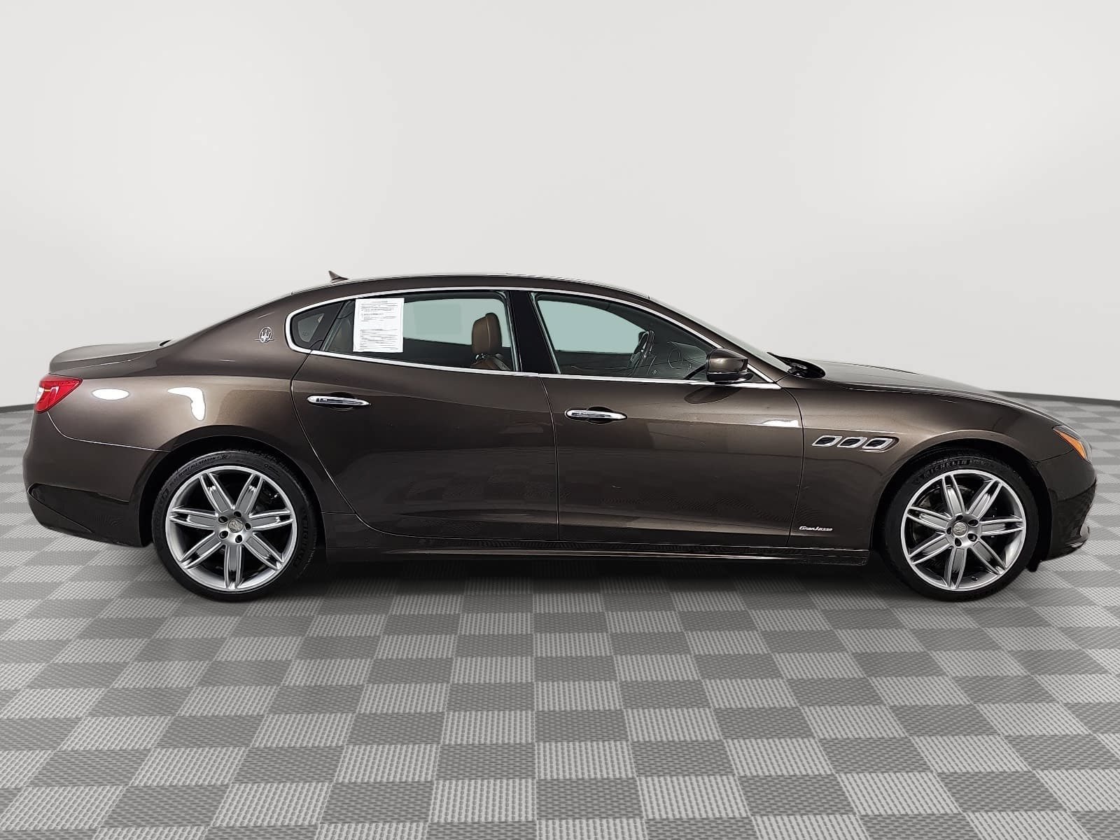 Used 2018 Maserati Quattroporte S GranLusso Q4 AWD/4WD image 9