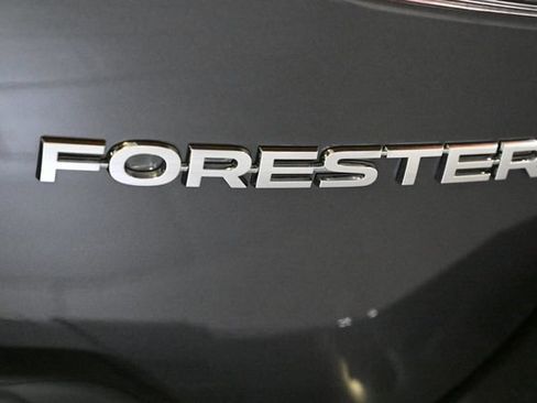 Used 2023 Subaru Forester Premium AWD/4WD image 13