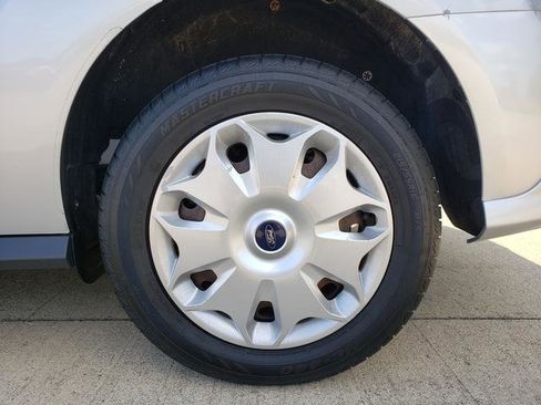 Used 2017 Ford Transit Connect XLT image 27