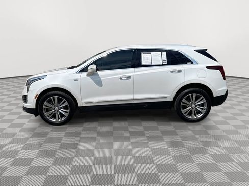 Used 2022 Cadillac XT5 Premium Luxury w/ Technology Package AWD/4WD image 7