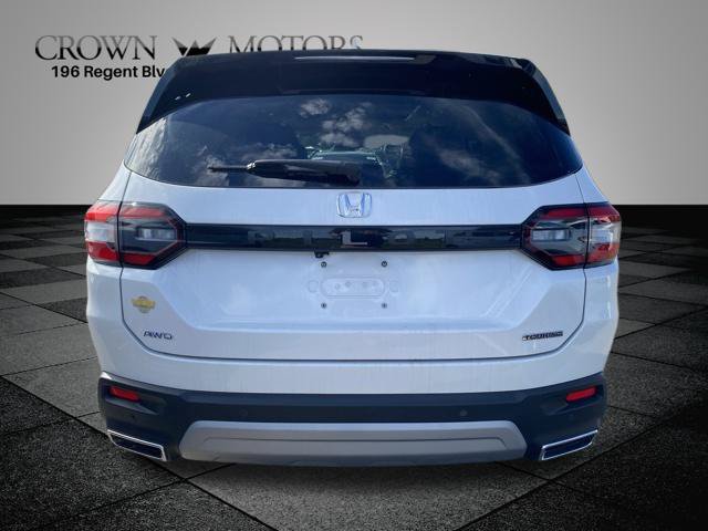 Used 2023 Honda Pilot Touring image 12
