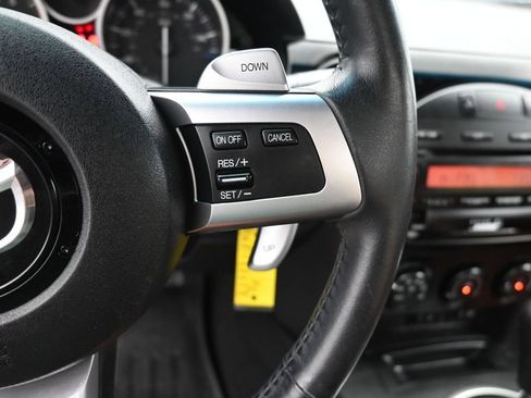 Used 2008 MAZDA MX-5 Miata Grand Touring RWD image 3