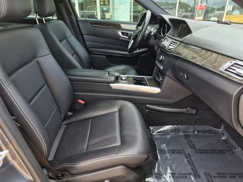 Used 2016 Mercedes-Benz E 350 Sedan image 14