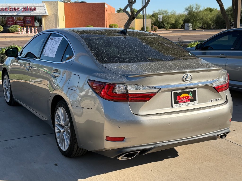 Used 2018 Lexus ES 350 w/ Luxury Package w/Wood Trim FWD image 3