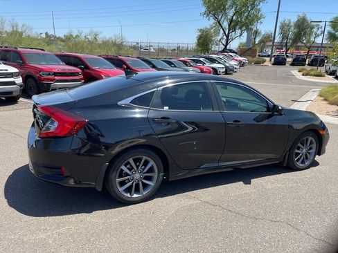 Used 2019 Honda Civic EX image 5