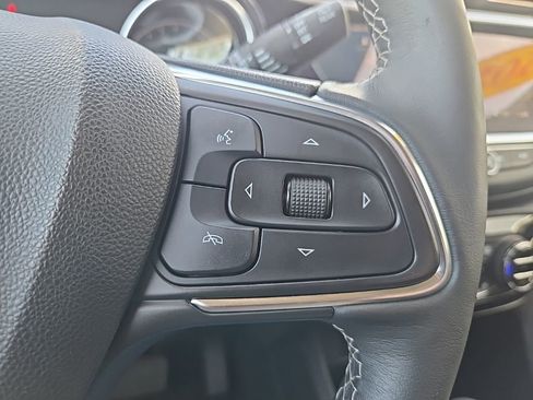 Used 2023 Buick Encore GX Essence w/ Experience Buick Package FWD image 41