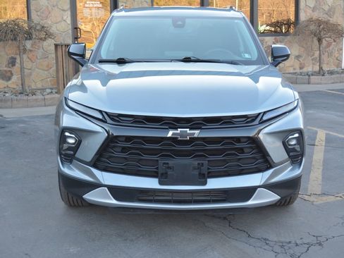Used 2023 Chevrolet Blazer LT w/ Convenience Package image 2