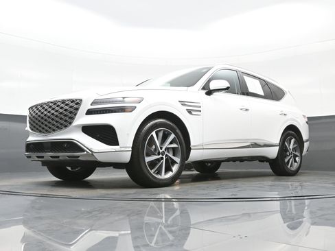 Certified 2025 Genesis GV80 2.5T Advanced image 32