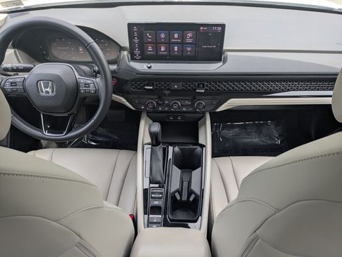 Used 2023 Honda Accord EX-L image 17