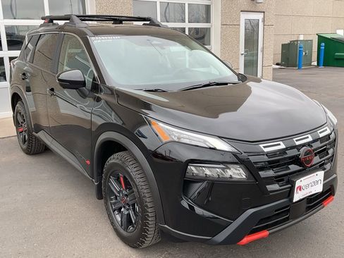 Used 2025 Nissan Rogue SV w/ Rock Creek Premium Package image 3