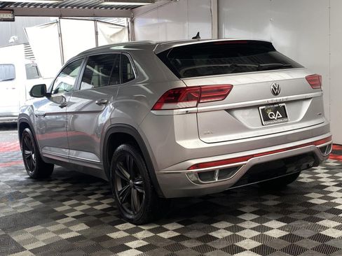 Used 2022 Volkswagen Atlas Cross Sport SEL R-Line image 4