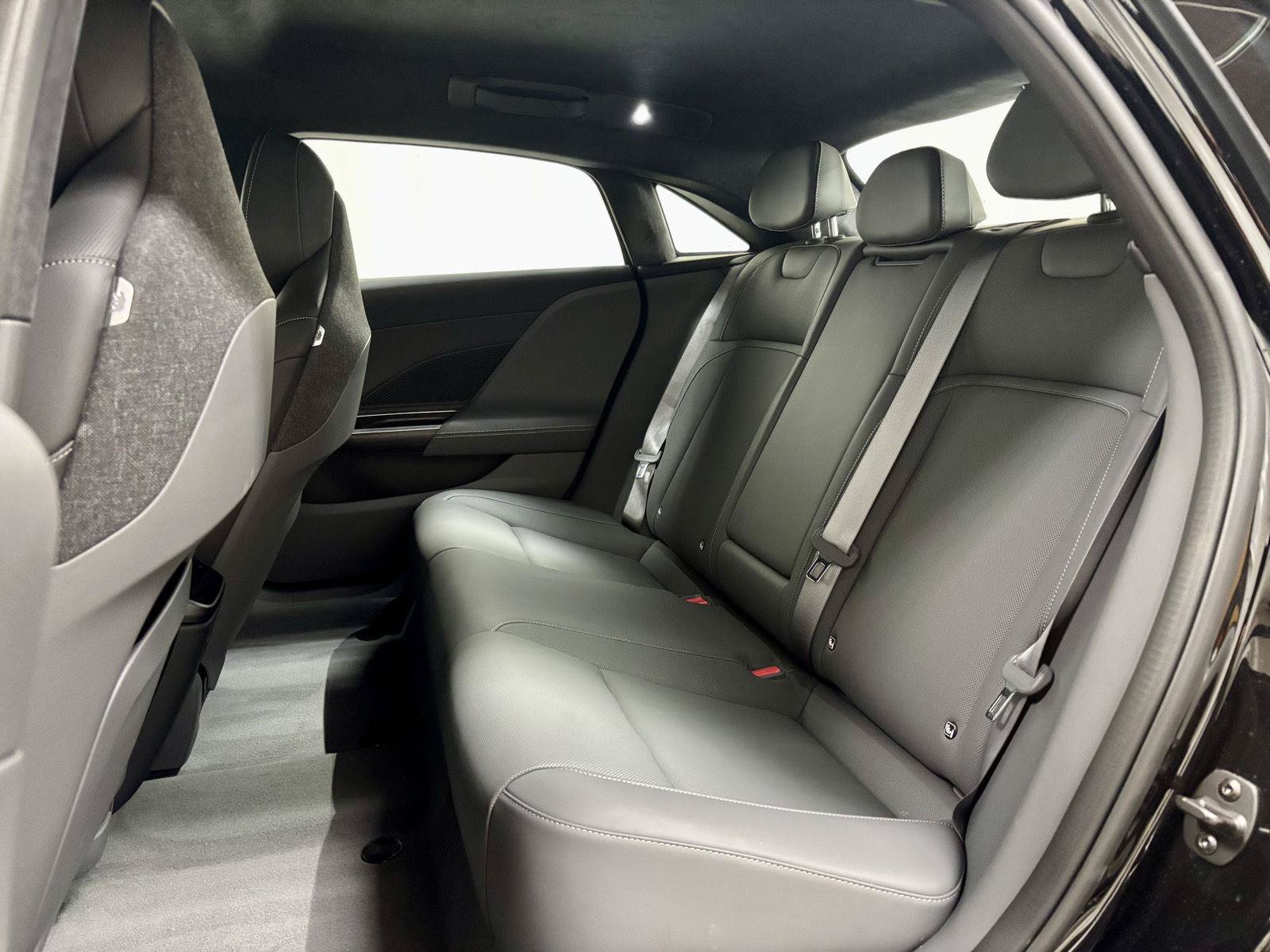 Used 2024 Lucid Air Grand Touring AWD/4WD image 21