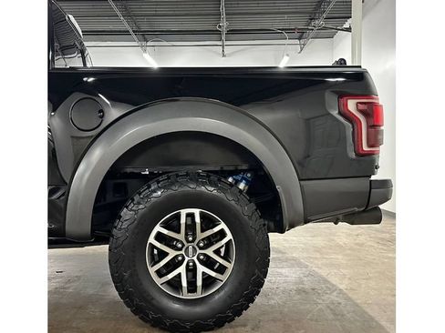 Used 2018 Ford F150 Raptor w/ Equipment Group 802A Luxury AWD/4WD image 10