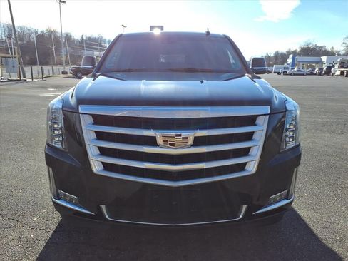 Used 2019 Cadillac Escalade ESV Premium Luxury image 11