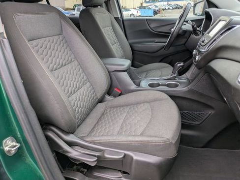 Used 2018 Chevrolet Equinox LT image 23