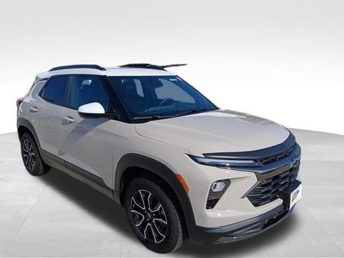 Used 2026 Chevrolet TrailBlazer ACTIV w/ Convenience Package AWD/4WD image 7
