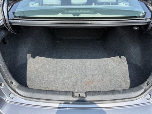 Used 2017 Honda Accord LX image 22