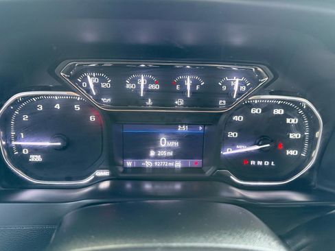Used 2021 GMC Sierra 2500 AT4 w/ Gooseneck/5TH Wheel Package AWD/4WD image 23