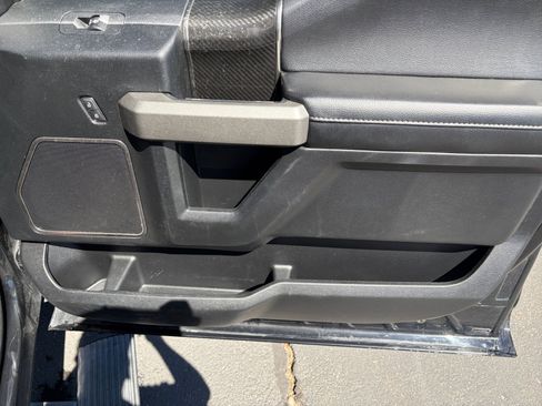 Used 2018 Ford F150 Raptor w/ Equipment Group 802A Luxury AWD/4WD image 27