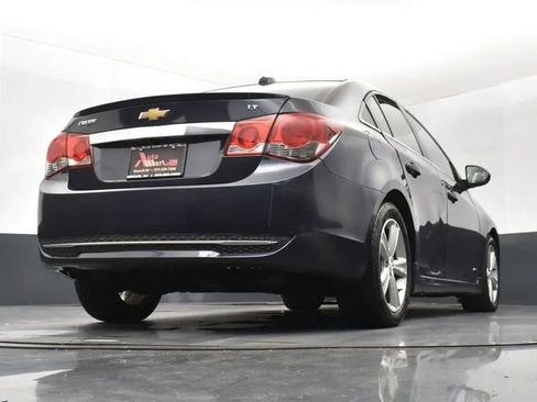 Used 2016 Chevrolet Cruze LT w/ Sun, Sound and Sport Package image 13