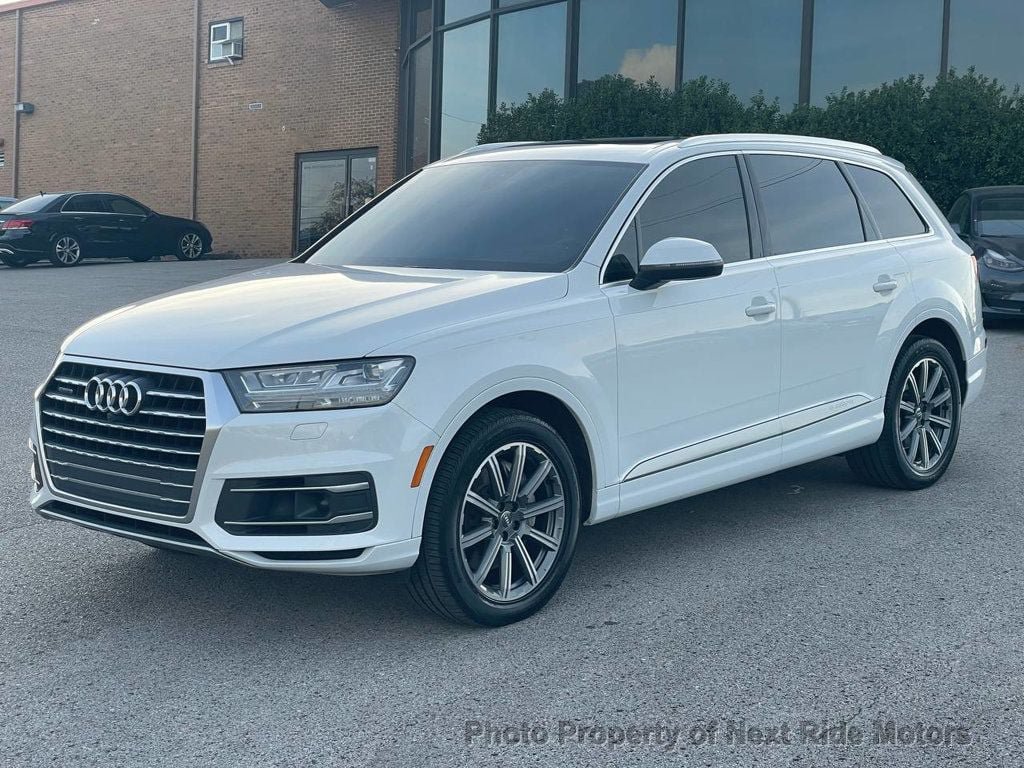 Used 2018 Audi Q7 3.0T Prestige AWD/4WD image 3