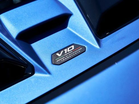 Used 2024 Lamborghini Huracan Tecnica RWD image 14