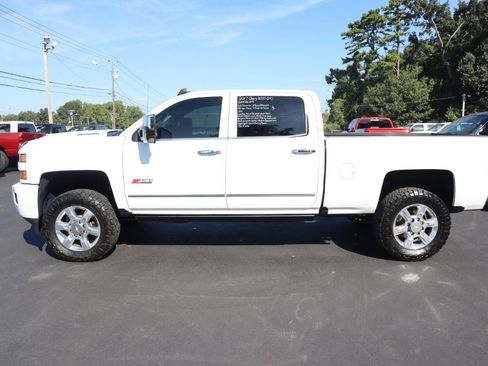 Used 2017 Chevrolet Silverado 2500 LTZ w/ Duramax Plus Package AWD/4WD image 6