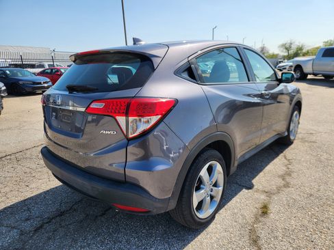 Used 2019 Honda HR-V LX image 4
