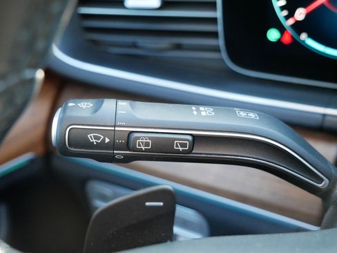 Used 2022 Mercedes-Benz GLE 350 4MATIC image 24