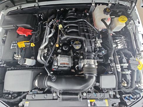 Used 2022 Jeep Gladiator Willys image 31