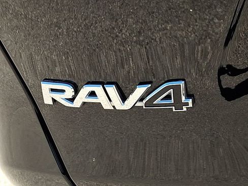 Used 2024 Toyota RAV4 LE AWD/4WD image 34
