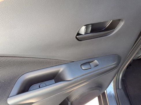 Used 2025 Nissan Kicks Play S FWD image 21