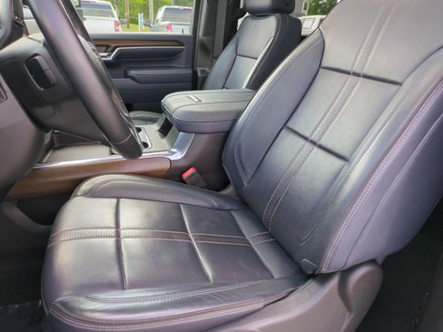 Certified 2025 Chevrolet Silverado 3500 High Country w/ Technology Package AWD/4WD image 16