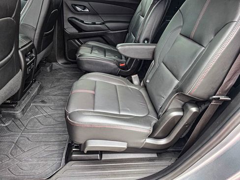 Certified 2023 Chevrolet Traverse RS AWD/4WD image 32