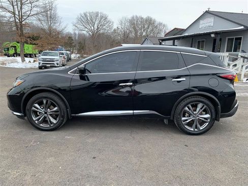 Used 2019 Nissan Murano Platinum image 9