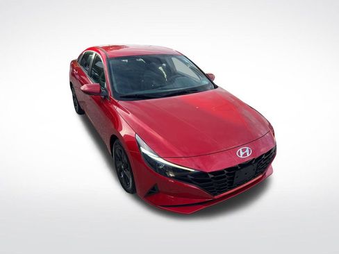 Used 2023 Hyundai Elantra SEL w/ Cargo Package image 32