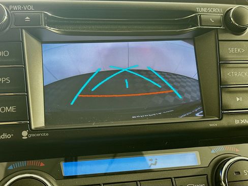 Used 2016 Toyota RAV4 XLE image 21