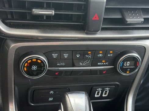 Used 2020 Ford EcoSport SE FWD image 20