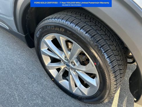 Certified 2022 Ford Explorer Platinum w/ Technology Package image 30