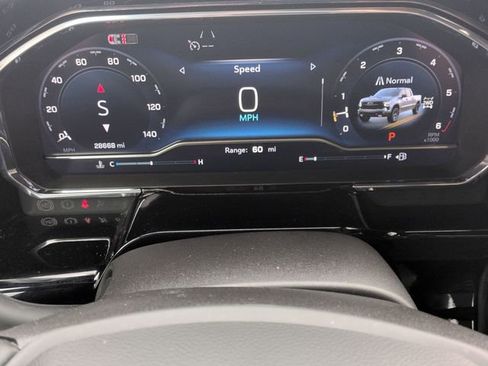 Used 2024 Chevrolet Silverado 1500 LT Trail Boss w/ Convenience Package II image 13