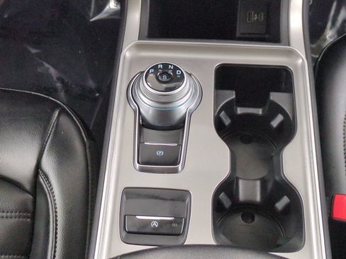 Used 2024 Ford Edge SEL AWD/4WD image 12