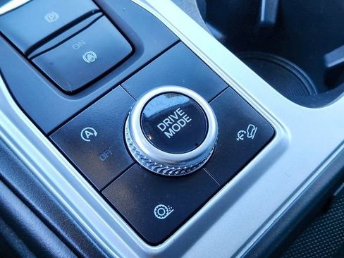 Certified 2020 Ford Explorer XLT w/ Comfort Package image 26