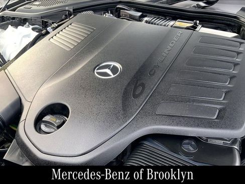 Used 2025 Mercedes-Benz E 450 4MATIC Sedan image 33