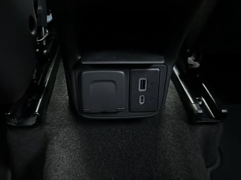Used 2023 Chevrolet TrailBlazer RS w/ Sun and Liftgate Package AWD/4WD image 22